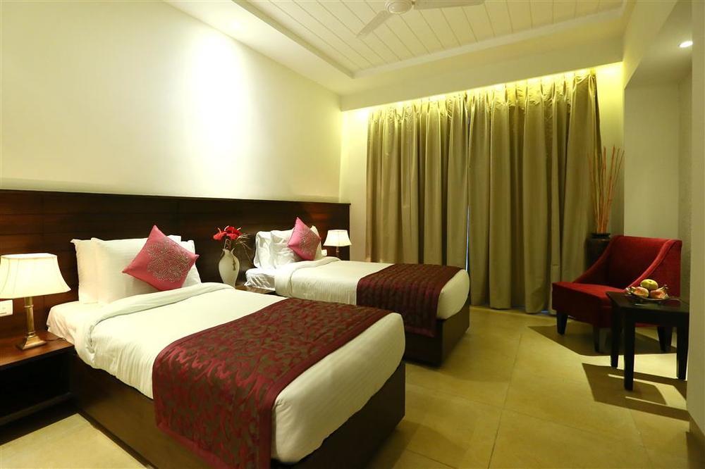 Best Western Country Woods Ambala Ambāla Quarto foto