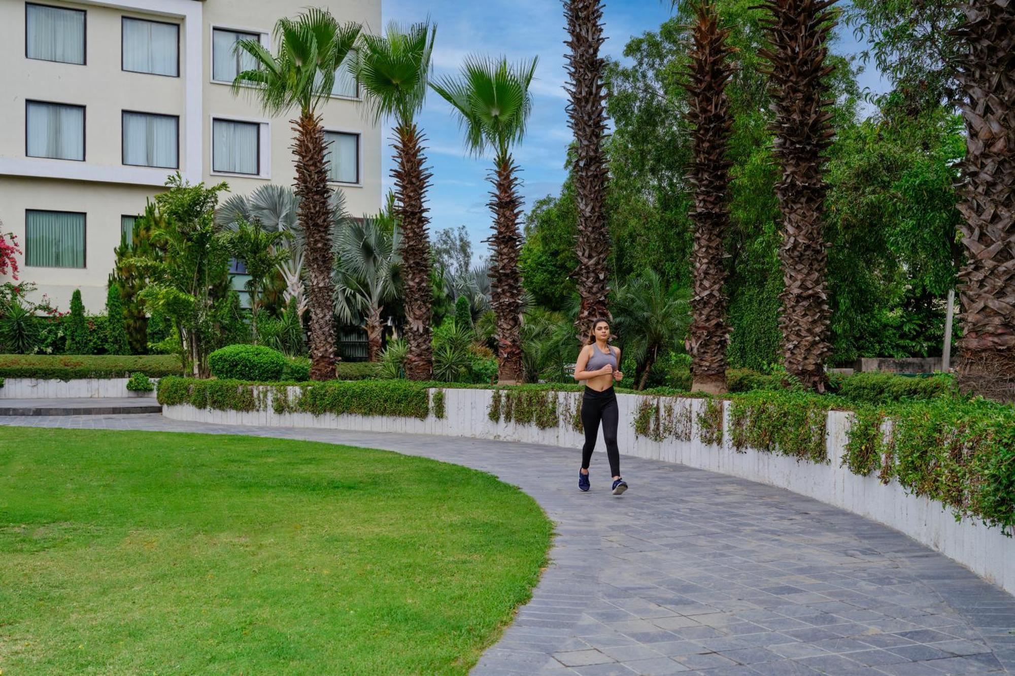 Best Western Country Woods Ambala Ambāla Exterior foto
