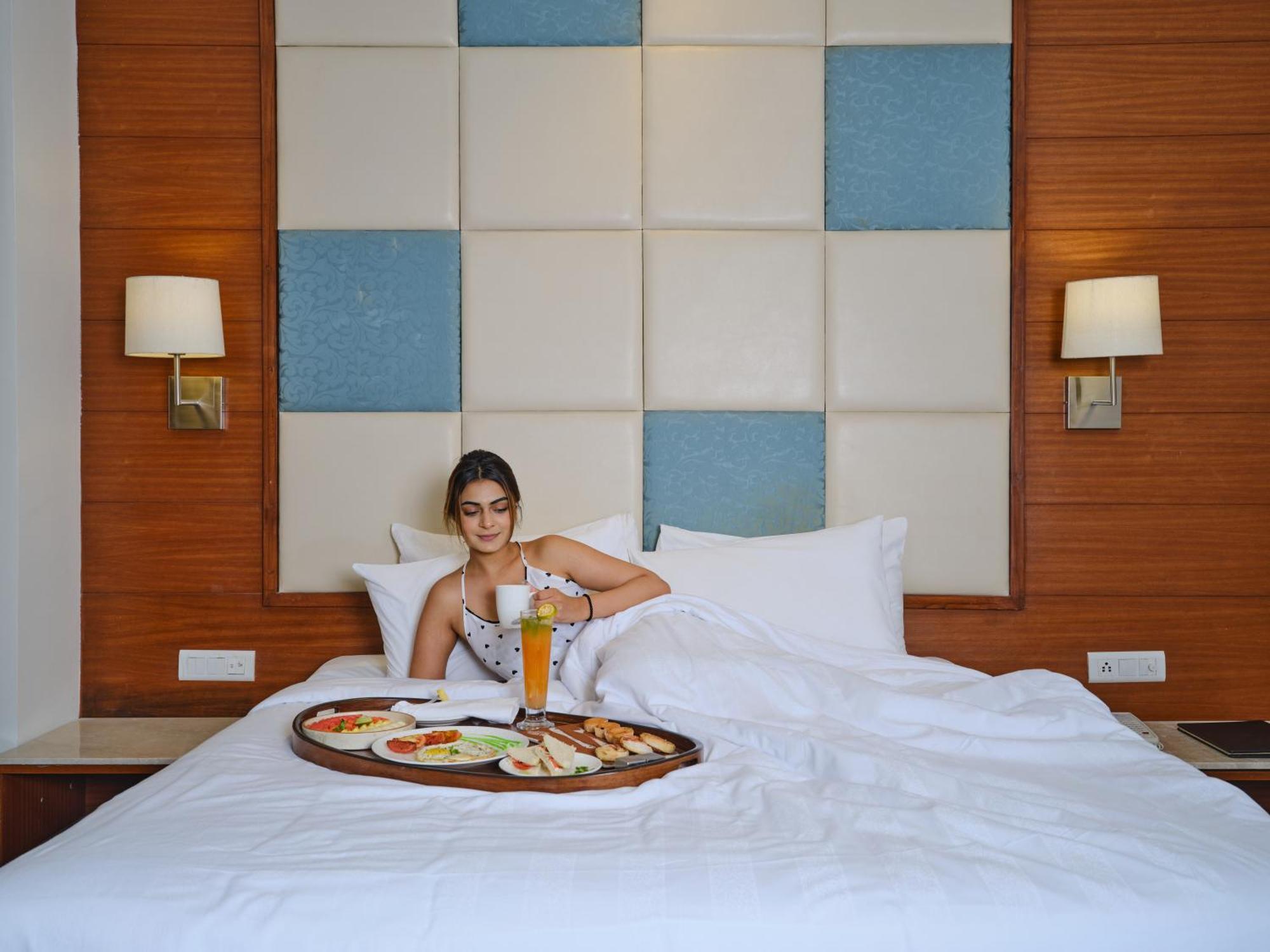Best Western Country Woods Ambala Ambāla Exterior foto